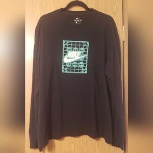 Nike Long Sleeve T Shirt Size XL
